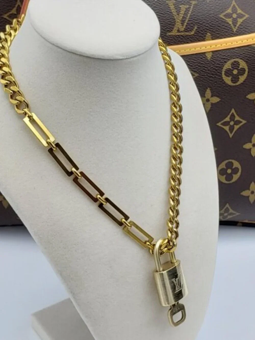 Authentic Louis Vuitton Padlock w/Unbranded Stainless Steel Gold Plated Chain